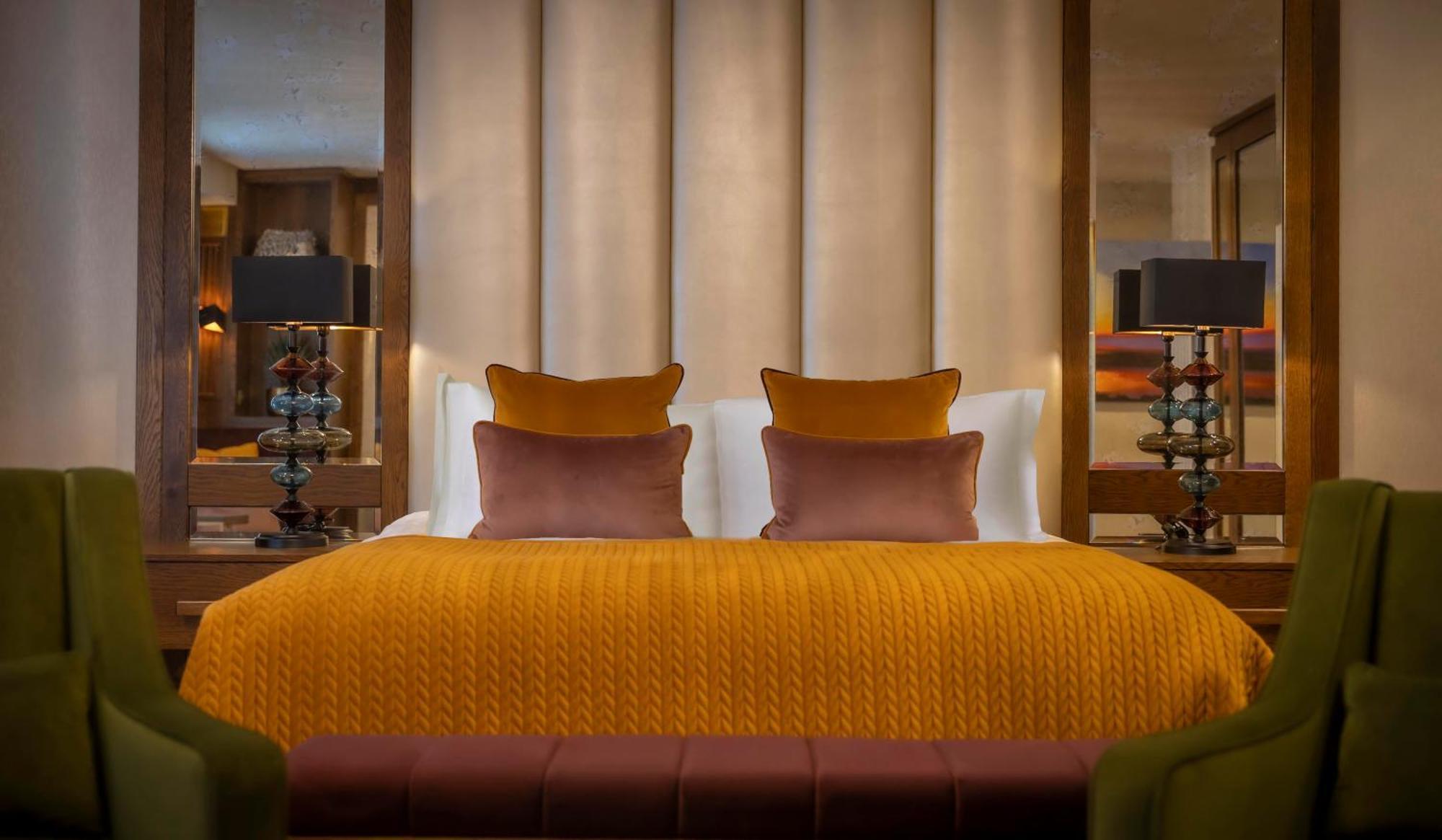 Glenroyal Hotel メイヌース エクステリア 写真